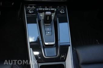 2022 Porsche 911 Carrera Coupe – miniatura 19