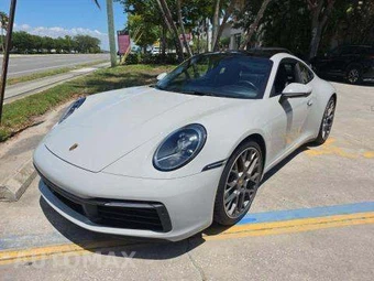2022 Porsche 911 Carrera