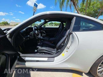 2022 Porsche 911 Carrera – miniatura 6