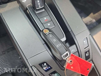 2022 Porsche 911 Targa 4 GTS – miniatura 5
