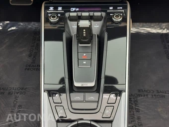 2022 Porsche 911 Targa 4S - miniatura 33