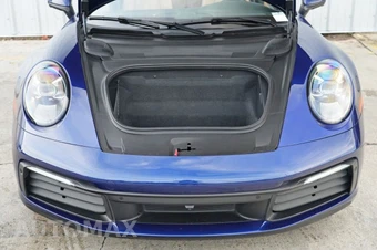2022 Porsche 911 Targa 4S - miniatura 6