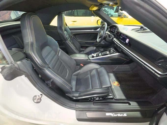 2022 Porsche 911 Turbo S Cabriolet - miniatura 18
