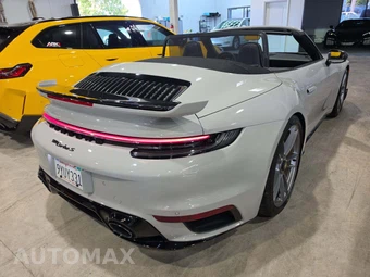 2022 Porsche 911 Turbo S Cabriolet - miniatura 3
