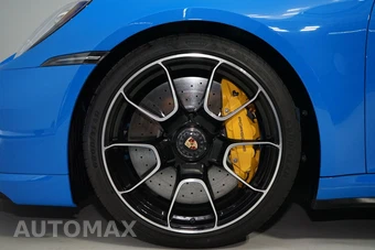 2022 Porsche 911 Turbo S - miniatura 33