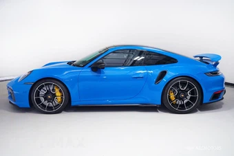 2022 Porsche 911 Turbo S - miniatura 4