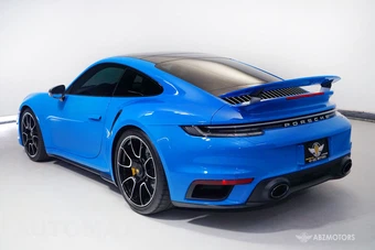 2022 Porsche 911 Turbo S - miniatura 6