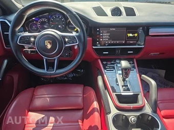2022 Porsche Cayenne Coupe Platinum Edition – miniatura 14