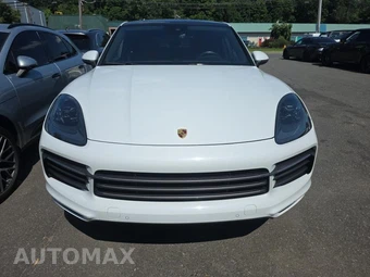 2022 Porsche Cayenne Coupe Platinum Edition – miniatura 2