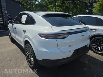 2022 Porsche Cayenne Coupe Platinum Edition – miniatura 6