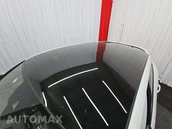 2022 Porsche Cayenne Coupe Platinum Edition – miniatura 12
