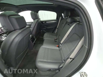 2022 Porsche Cayenne Coupe Platinum Edition – miniatura 13