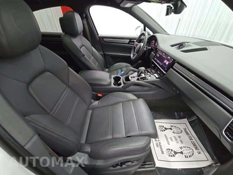 2022 Porsche Cayenne Coupe Platinum Edition – miniatura 18