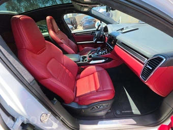 2022 Porsche Cayenne Coupe Turbo – miniatura 18