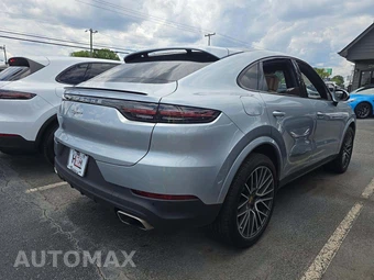 2022 Porsche Cayenne Coupe – miniatura 3