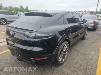 2022 Porsche Cayenne GTS Coupe – miniatura 4