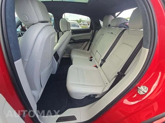 2022 Porsche Cayenne GTS Coupe – miniatura 13