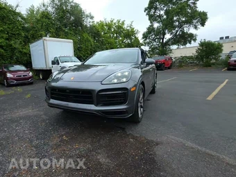 2022 Porsche Cayenne GTS Coupe