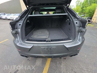 2022 Porsche Cayenne GTS Coupe – miniatura 11