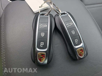 2022 Porsche Cayenne GTS Coupe – miniatura 6