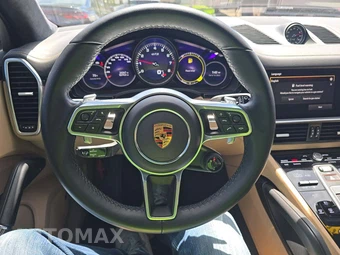 2022 Porsche Cayenne GTS – miniatura 21