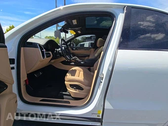 2022 Porsche Cayenne GTS – miniatura 3