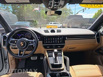 2022 Porsche Cayenne GTS – miniatura 30