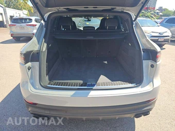 2022 Porsche Cayenne Platinum Edition - miniatura 11