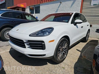 2022 Porsche Cayenne Platinum Edition