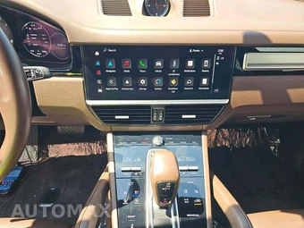 2022 Porsche Cayenne Platinum Edition - miniatura 10