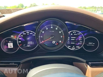 2022 Porsche Cayenne Platinum Edition - miniatura 9