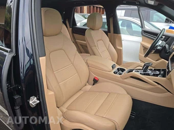 2022 Porsche Cayenne Platinum Edition - miniatura 18