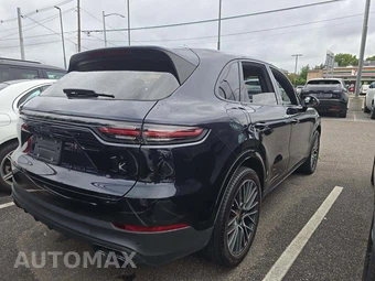 2022 Porsche Cayenne Platinum Edition - miniatura 3