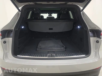 2022 Porsche Cayenne Platinum Edition – miniatura 16