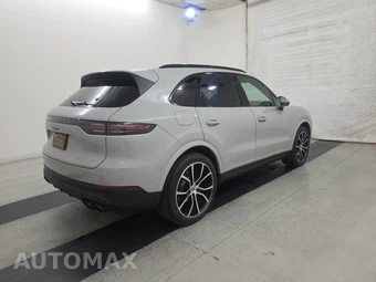 2022 Porsche Cayenne Platinum Edition – miniatura 4