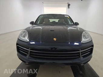 2022 Porsche Cayenne Platinum Edition – miniatura 2
