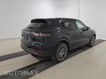 2022 Porsche Cayenne Platinum Edition – miniatura 4