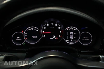 2022 Porsche Cayenne Platinum Edition – miniatura 27