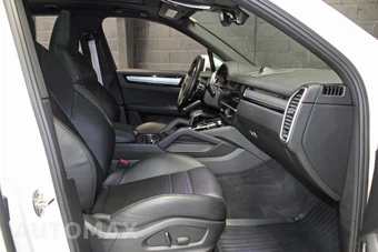 2022 Porsche Cayenne Platinum Edition – miniatura 51