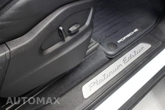 2022 Porsche Cayenne Platinum Edition – miniatura 53