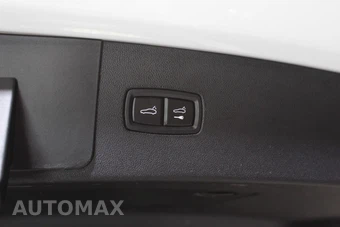 2022 Porsche Cayenne Platinum Edition – miniatura 79