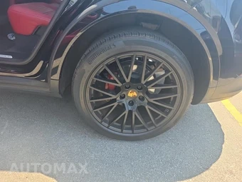 2022 Porsche Cayenne S Coupe Platinum Editi - miniatura 11