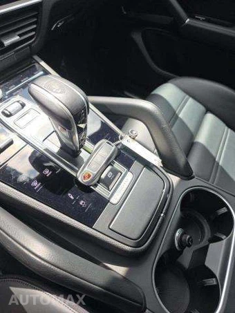 2022 Porsche Cayenne S Coupe – miniatura 8