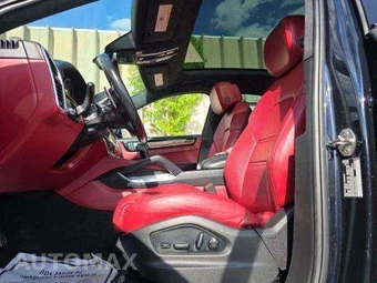 2022 Porsche Cayenne Turbo Coupe – miniatura 6