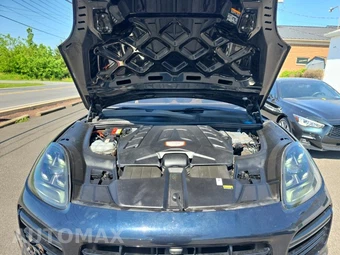 2022 Porsche Cayenne Turbo Coupe – miniatura 19