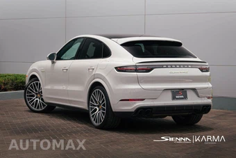 2022 Porsche Cayenne Turbo S E-Hybrid Coupe - miniatura 13