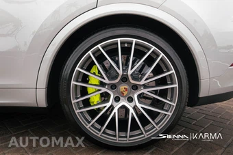 2022 Porsche Cayenne Turbo S E-Hybrid Coupe - miniatura 39