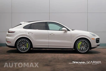 2022 Porsche Cayenne Turbo S E-Hybrid Coupe - miniatura 46