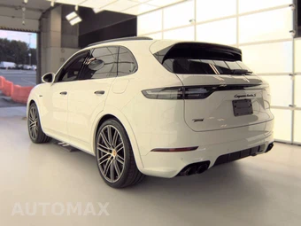 2022 Porsche Cayenne Turbo S E-Hybrid - miniatura 6