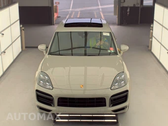2022 Porsche Cayenne Turbo – miniatura 2